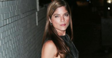 Selma Blair Shares How She And Christina Applegate Support One Another Through Their MS Battles