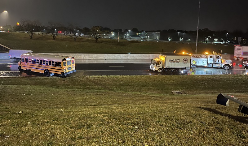 Findlay City Schools Bus Involved In Crash 100 5 Wkxa